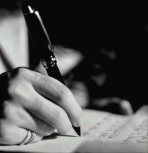 Mãos que escrevem...